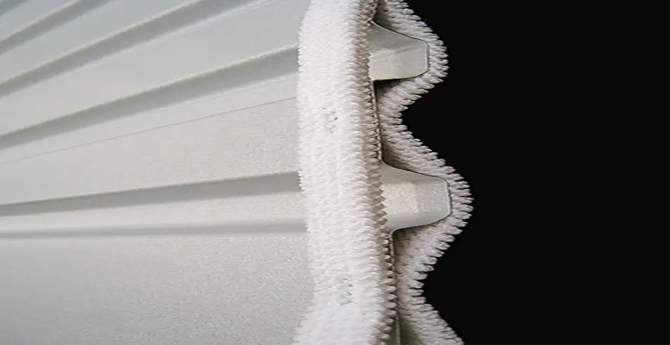 Quiet as Can B&D Roll-A-Door Series 1 Garage Door Nylofelt Closeup