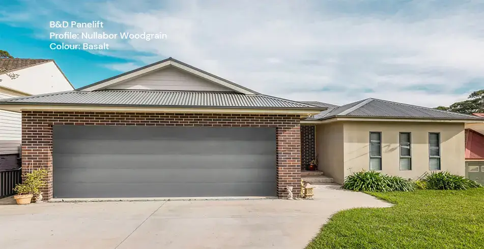 Safe as Can B&D Nullabor Woodgrain Panelift Garage Door in Basalt