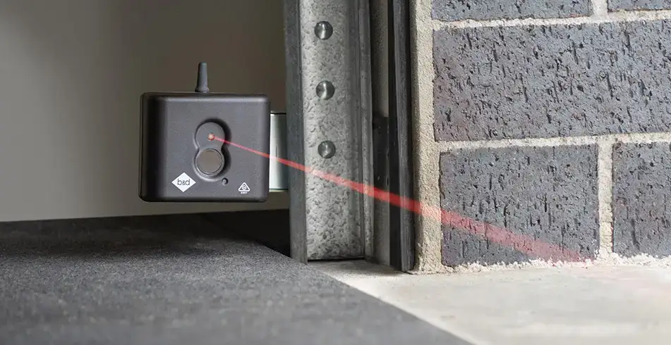 B&D Garage Door Safety Beam