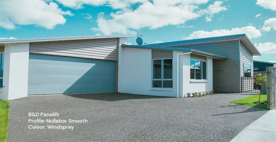 Safe as Can B&D Nullabor Smooth Panelift Garage Door in Windspray